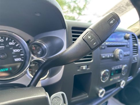 Used 2007 Chevrolet Silverado 2500 LT w/ 1LT Convenience Package image 15