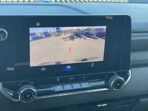 Used 2024 Chevrolet Colorado W/T image 13