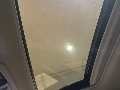 Used 2018 Subaru Outback 3.6R Limited image 17