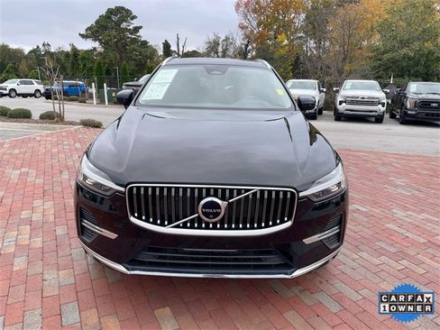 Used 2023 Volvo XC60 B5 Plus image 31