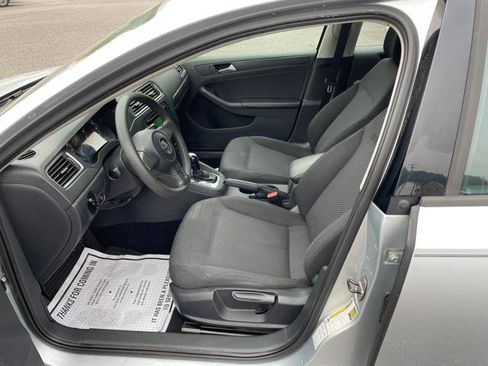 Used 2013 Volkswagen Jetta S FWD image 15