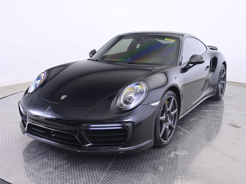 Used 2019 Porsche 911 Turbo image 1