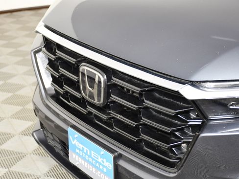 Certified 2024 Honda CR-V EX image 11