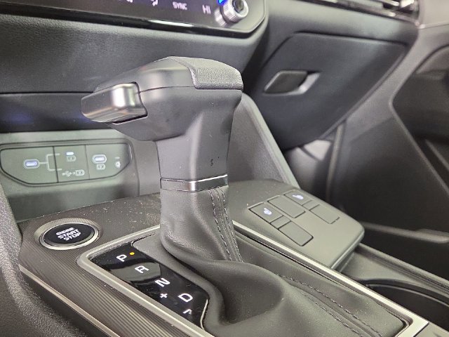 Certified 2026 Kia Sportage EX FWD image 20