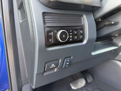Used 2026 Ford F250 Lariat w/ Tremor Off-Road Package AWD/4WD image 13