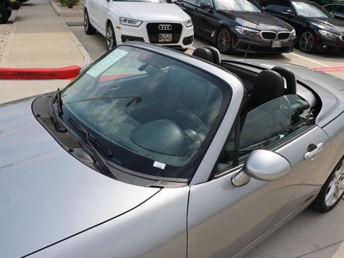 Used 2015 MAZDA MX-5 Miata Grand Touring image 14