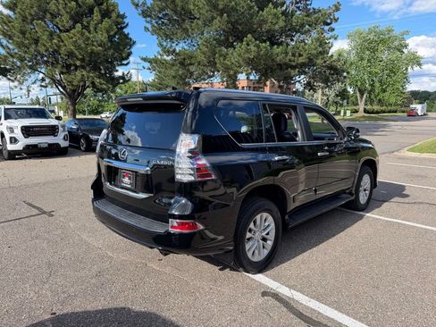 Used 2016 Lexus GX 460 w/ Premium Package AWD/4WD image 10