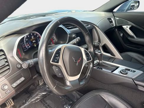 Used 2019 Chevrolet Corvette Stingray Coupe RWD image 15
