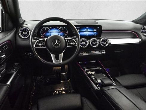 Certified 2021 Mercedes-Benz GLB 250 4MATIC image 20