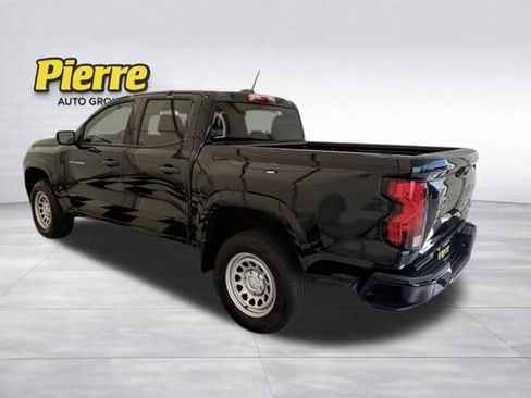 Used 2023 Chevrolet Colorado W/T RWD image 2