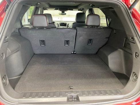 Used 2023 Chevrolet Equinox RS w/ RS Leather Package AWD/4WD image 16