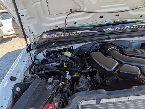 Used 2010 Ford F250 XLT image 20