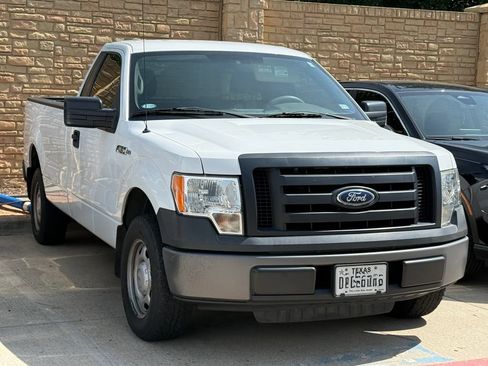 Used 2010 Ford F150 XL RWD image 3