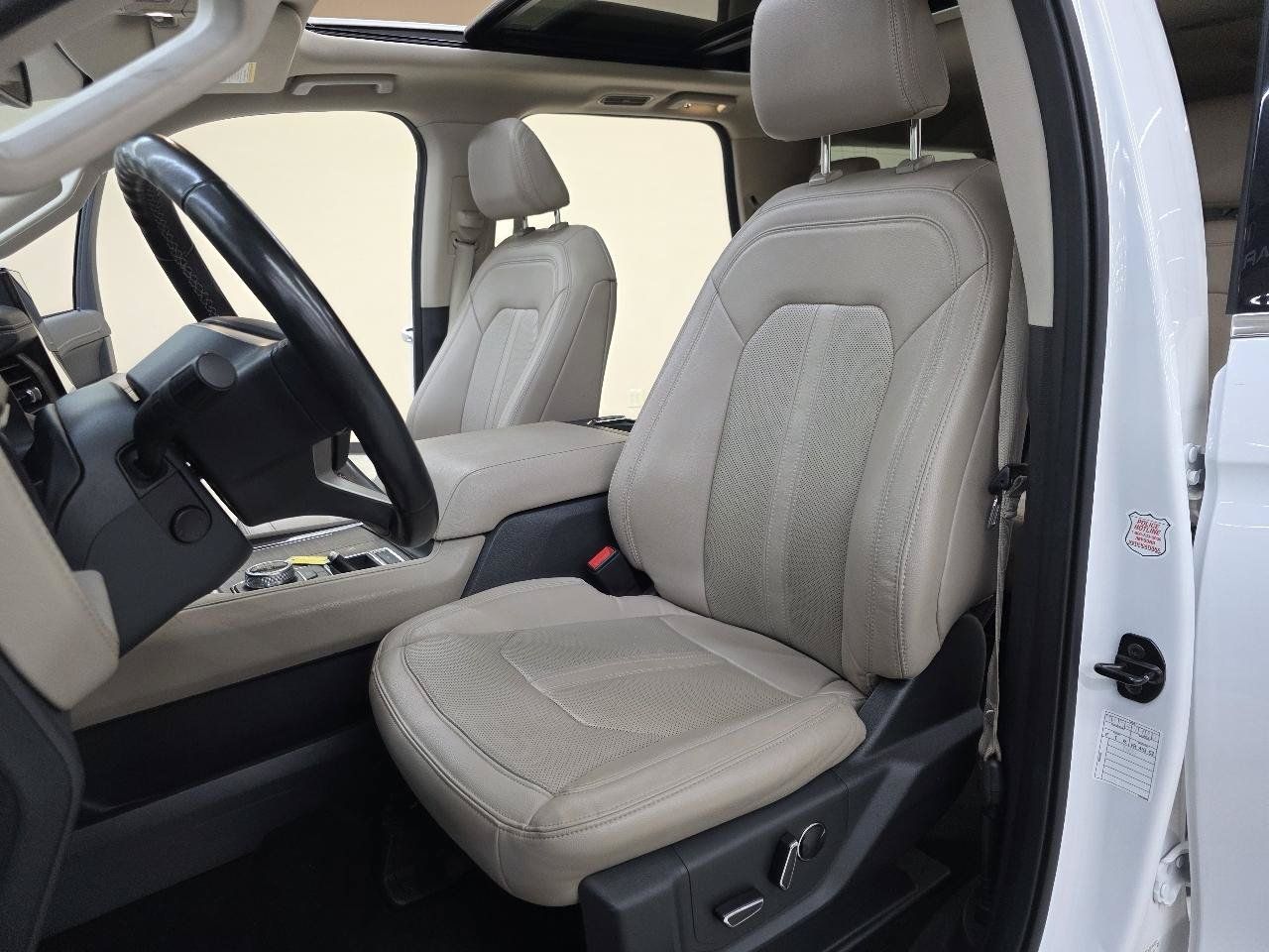 Used 2023 Ford Expedition Max Limited RWD image 19