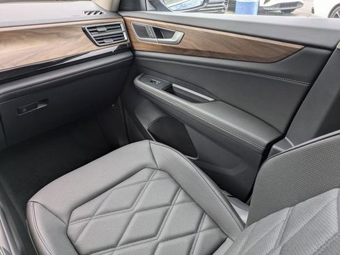 New 2026 Volkswagen Atlas SE image 21