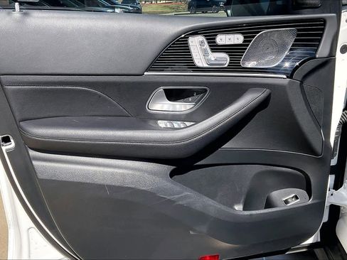 Used 2024 Mercedes-Benz GLS 450 4MATIC image 19