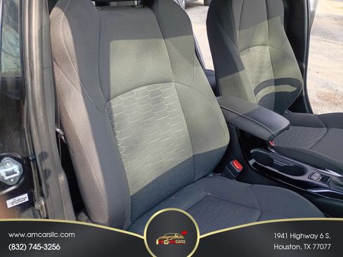 Used 2021 Toyota Corolla SE w/ SE Preferred Package FWD image 16