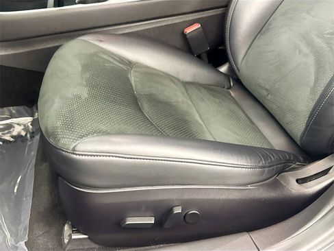 Used 2018 Tesla Model 3 Long Range image 18