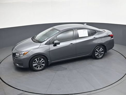 Used 2025 Nissan Versa SV w/ Trunk Package FWD image 34