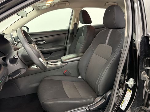 Used 2024 Nissan Sentra SV FWD image 5