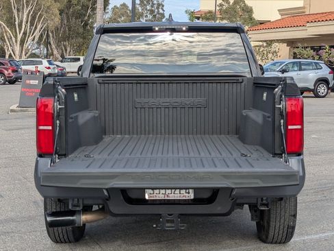 Used 2025 Toyota Tacoma SR5 RWD image 9