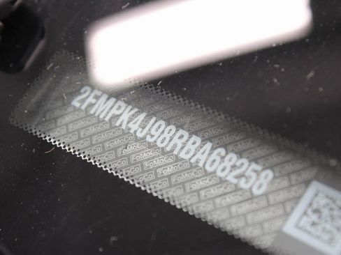 Certified 2024 Ford Edge SEL image 34