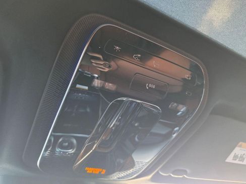 Used 2026 Mercedes-Benz GLC 300 4MATIC image 29