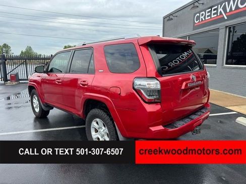 Used 2016 Toyota 4Runner SR5 AWD/4WD image 5