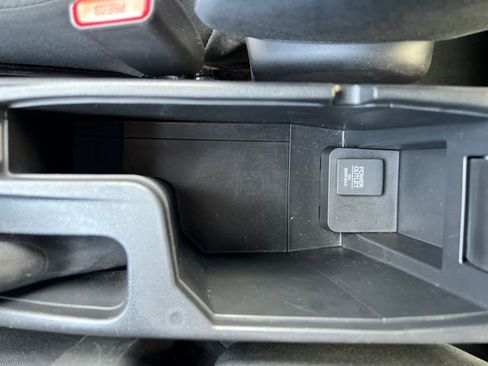 Used 2017 Honda Fit LX image 25