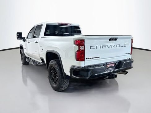 Used 2024 Chevrolet Silverado 2500 Custom w/ Custom Value Package AWD/4WD image 8