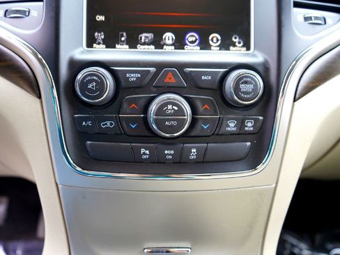 Used 2015 Jeep Grand Cherokee Laredo w/ Quick Order Package 23E image 15