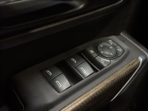 Used 2021 Chevrolet Silverado 2500 LT w/ Fleet Comfort Package image 31