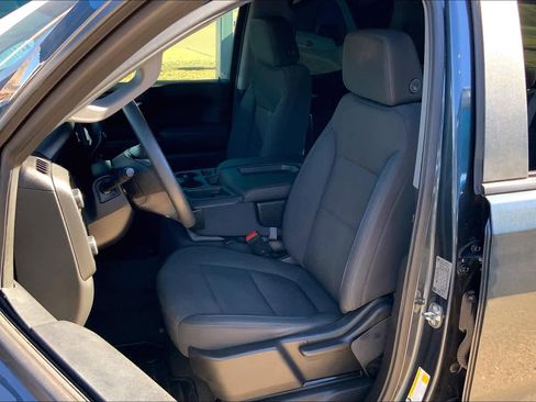 Used 2019 Chevrolet Silverado 1500 Custom Trail Boss w/ Custom Convenience Package image 7