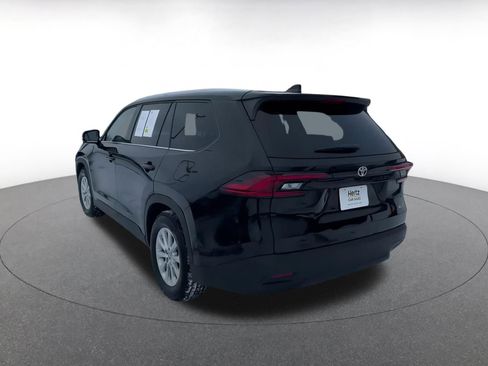 Used 2025 Toyota Grand Highlander FWD image 11