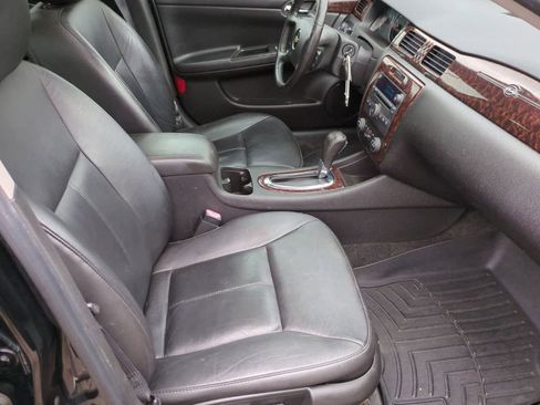 Used 2012 Chevrolet Impala LTZ FWD image 23