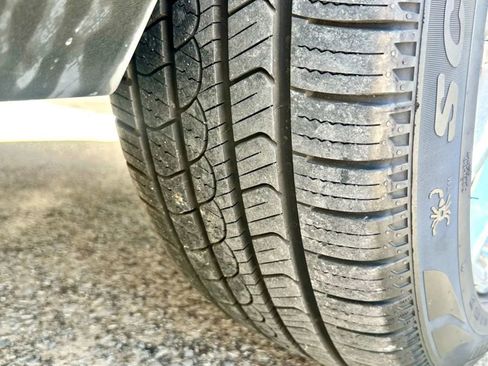 Used 2014 Cadillac SRX Premium image 45