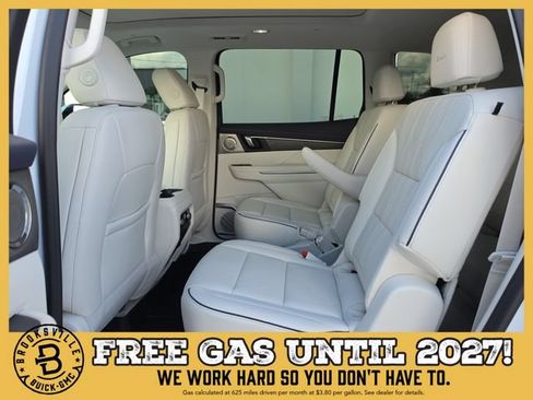 New 2027 Buick Enclave Avenir w/ LPO, Floor Liner Package FWD image 15