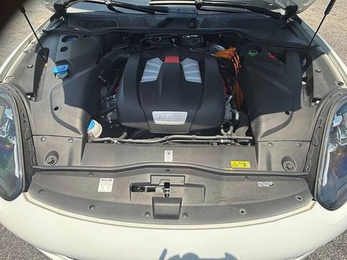Used 2016 Porsche Cayenne S AWD/4WD image 30