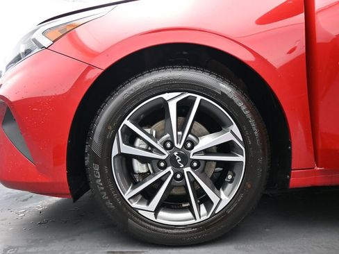 Used 2023 Kia Forte LXS image 13