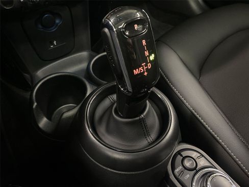 Certified 2023 MINI Cooper 2-Door Hardtop FWD image 25