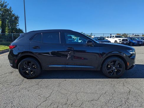 Used 2022 Buick Envision Essence w/ Sport Touring Package image 3