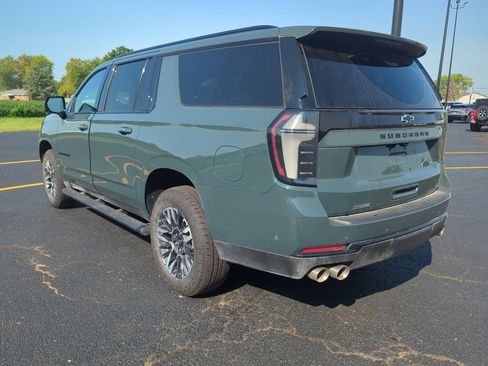 Used 2026 Chevrolet Suburban Z71 w/ Comfort Package AWD/4WD image 4