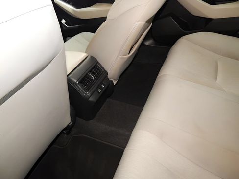 Used 2025 Honda Accord LX image 17