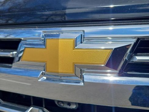 Used 2025 Chevrolet Silverado 1500 LTZ w/ LTZ Convenience Package II image 24