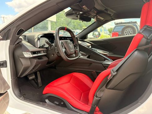 Used 2025 Chevrolet Corvette Stingray Coupe RWD image 14