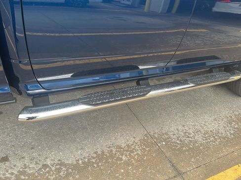 Used 2024 RAM 2500 Tradesman w/ Chrome Appearance Group image 8