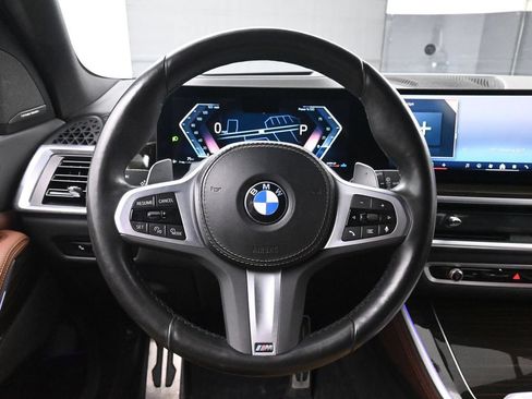 Used 2024 BMW X5 xDrive40i w/ M Sport Package AWD/4WD image 27