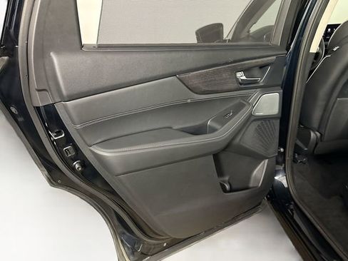 Used 2025 Acura MDX w/ Advance Package image 37