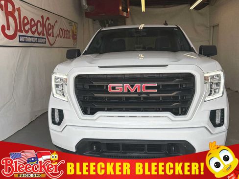 Used 2022 GMC Sierra 1500 Elevation RWD image 1