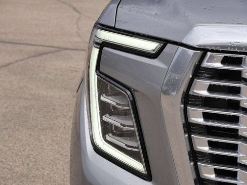 New 2026 GMC Yukon Denali w/ Sun & Power Step Package AWD/4WD image 5